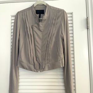 Grey/beige lightweight summer BCBG short jacket